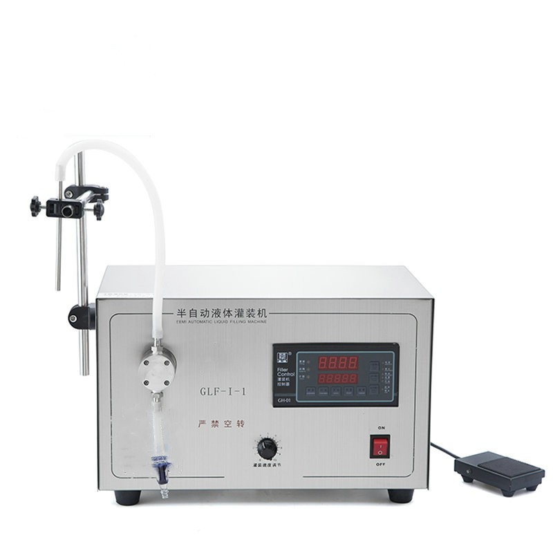 Machine de remplissage de liquide à pompe magnétique